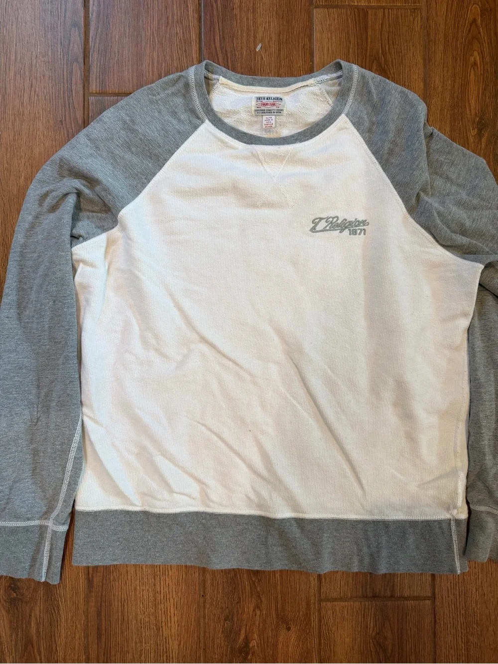 True Religion Men's Crewneck Raglan Sweater - White & Gray / XL